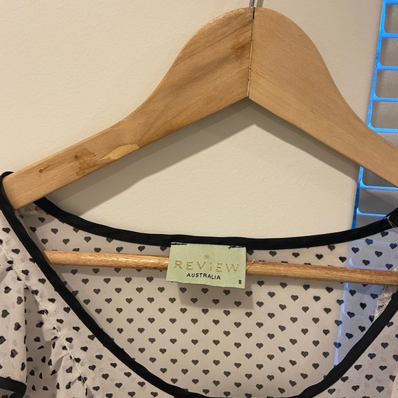Review Heart Print Top Size 8 black white - Picture 2 of 2